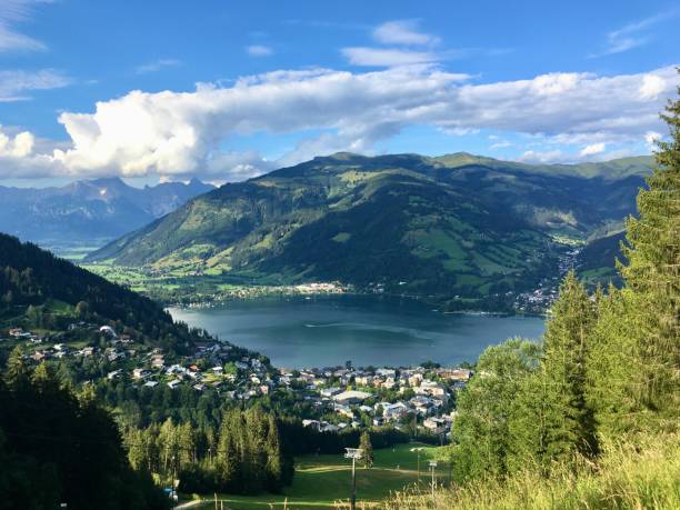 istock Descent down the schmittenhoehe mountain through 3 reservoirs 1258754322