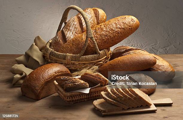 다양한 갈색빵 생활필수품에 대한 스톡 사진 및 기타 이미지 - 생활필수품, 통밀, 0명