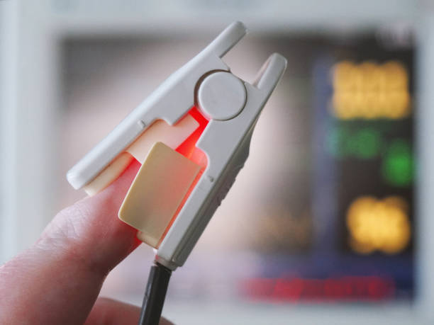 istock pulse oximeter on hospital patient finger 1258873077
