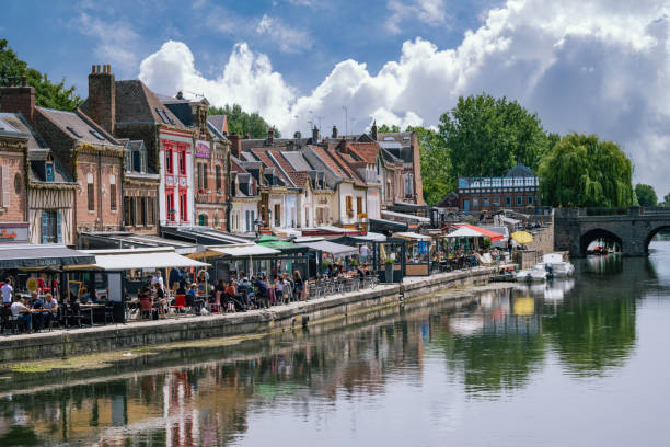 istock Canals of Amiens 1259036880