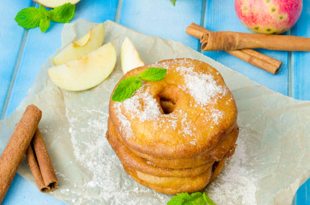 istock Apples fried in a batter with cinnamon and powdered sugar 1259043738