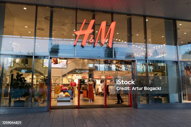 Entrance To Hm Store In Warsaw Stock Photo - Download Image Now - H&M, Store, Warsaw