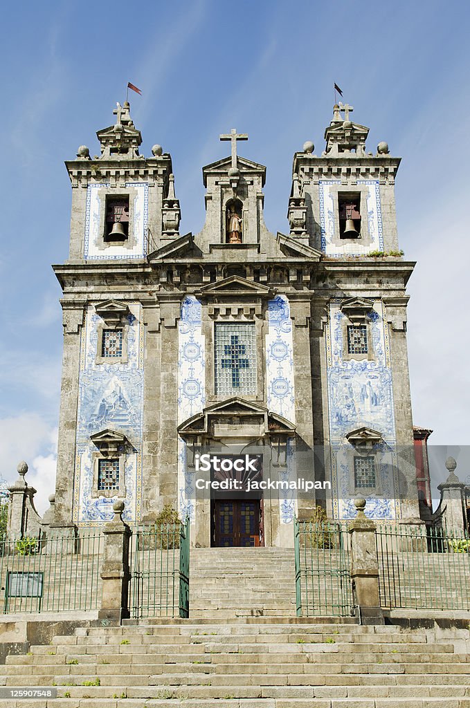 Iglesia de santo ildefonso en porto portugal - Foto de stock de Baldosa libre de derechos
