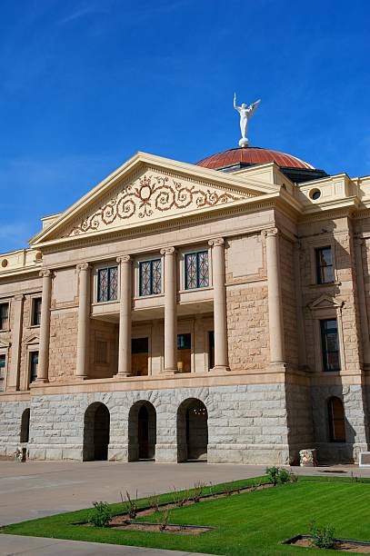 istock Arizona State Capital with pillars, copper dome, angel 125910954