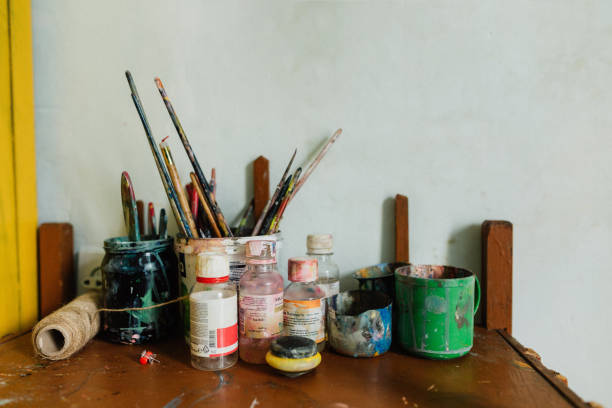 istock Oil paint on the table flat lay 1259148988