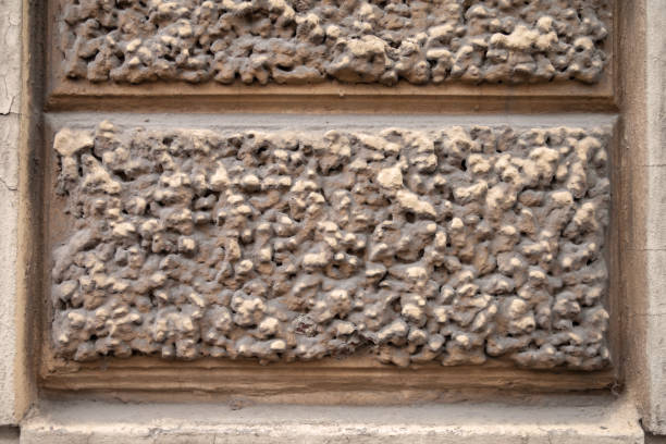 Design of wall stone