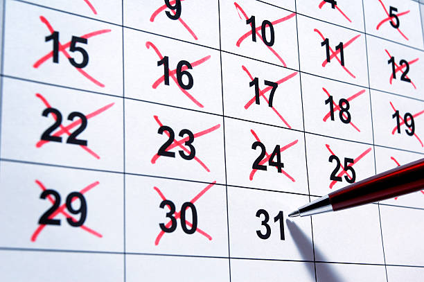 istock calendar date business 125932313