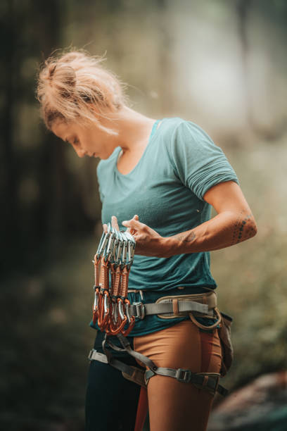 climber on the italian alps - climbing rock climbing rock mountain climbing imagens e fotografias de stock