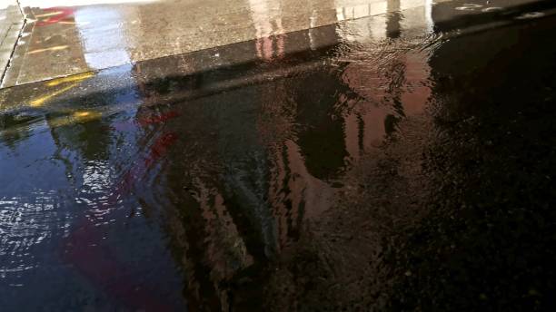 istock Wet Alley Abstracts 1260588523
