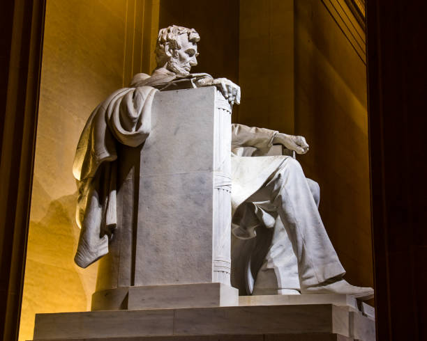 istock Lincoln Memorial in Washington DC at night 1261066775
