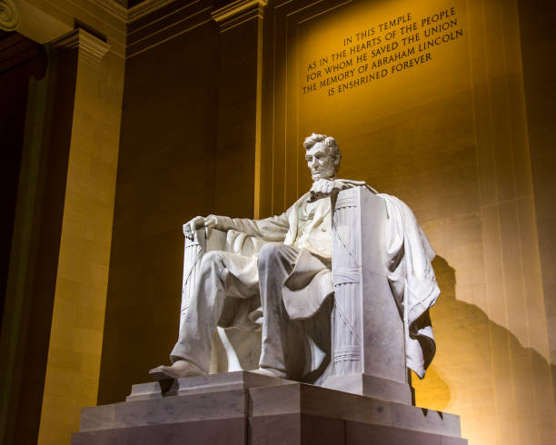 istock Lincoln Memorial in Washington DC at night 1261067300