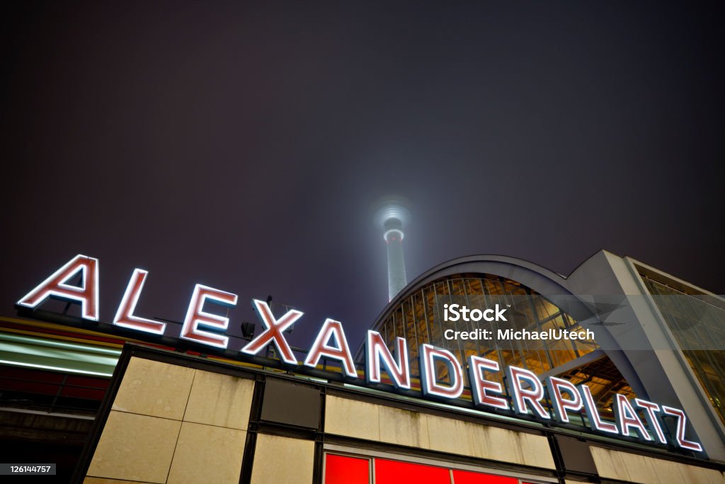 Berlin Alexanderplatz - Foto de stock de Berlim royalty-free