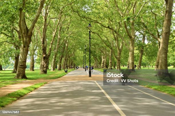 Hyde Park London United Kingdom Stock Photo - Download Image Now - London - England, Victoria Park - London, Green Park - Westminster