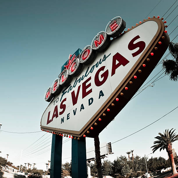 ようこそ。素敵なラスベガスのサイン - welcome to fabulous las vegas sign blank las vegas metropolitan area sign ストックフォトと画像