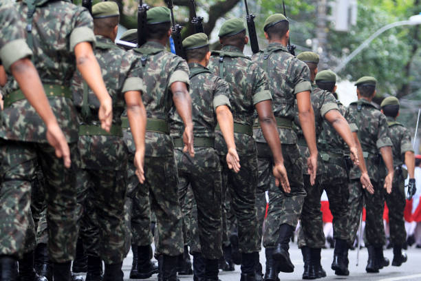 armee in der brasilianischen unabhängigkeitsparade - colonel stock-fotos und bilder