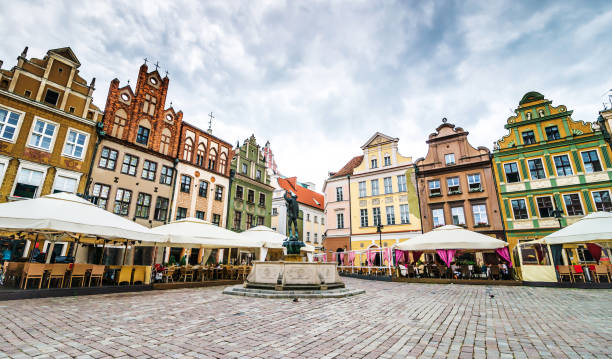 istock The central square of Poznan 1262259012