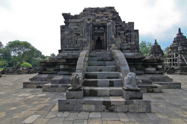 istock CANDI LUMBUNG BUDDHIST TEMPLE in Yogyakarta, Java Island, Indonesia 1262269063