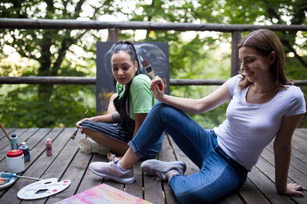istock Enjoying nature while creating works of art 1262283163