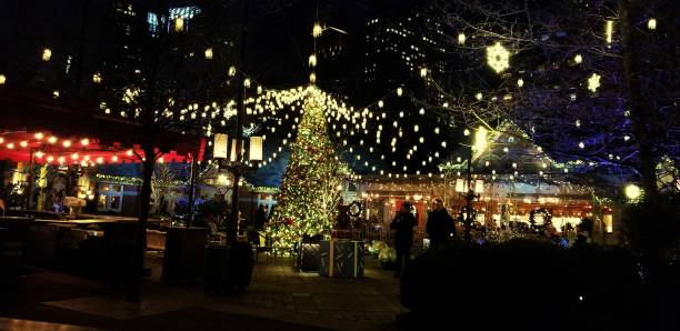 istock Christmas Tree Lights New York City 1262333985