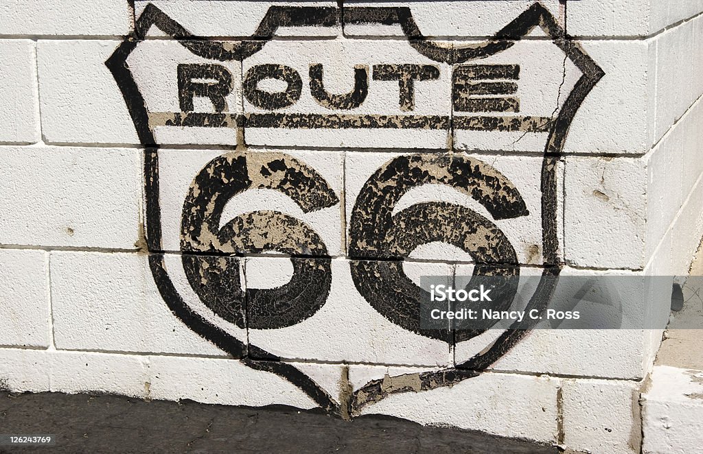 Histórica Route 66 placa, Nostalgia, Grunge, Road-viagem - Foto de stock de Acabado royalty-free