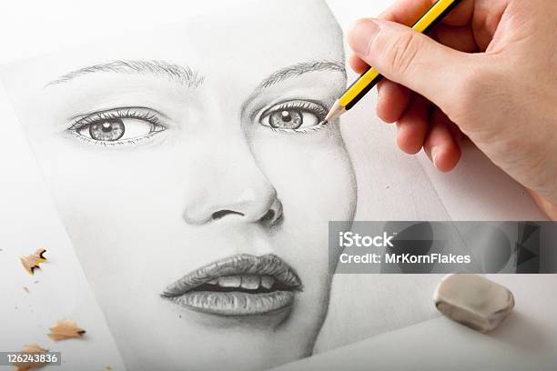 Desenho De Uma Mulher Rosto - Fotografias de stock e mais imagens de Desenhar - Desenhar, Retrato, Desenho