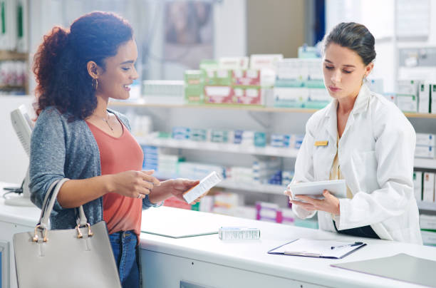 istock Helping her customers make healthy choices 1262627524