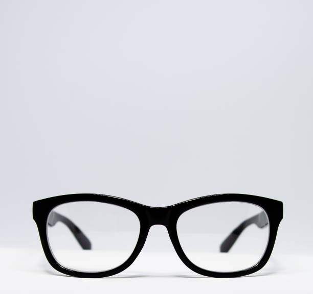 lunettes noires - horn rimmed glasses photos et images de collection