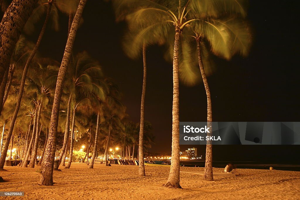 Waikiki beach bei Nacht (Hawaii, USA - Lizenzfrei Nacht Stock-Foto