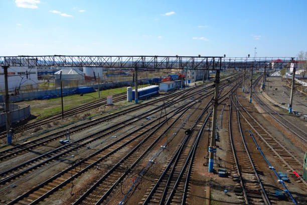 istock railway.sunny day.type of superhow 1262790601