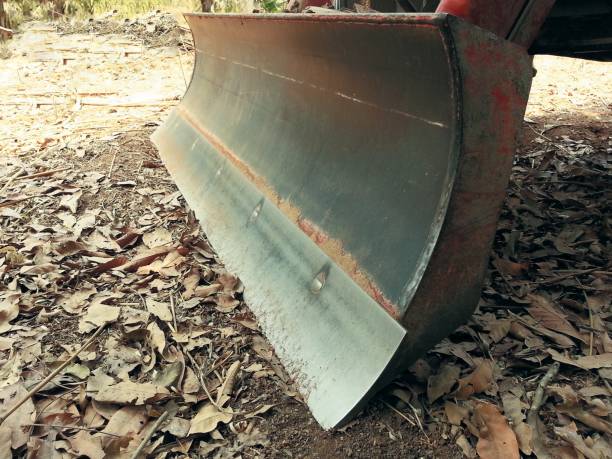 Knife of tractor