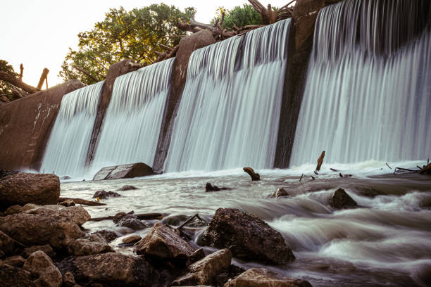 istock Falls of the Ohio 1262894638