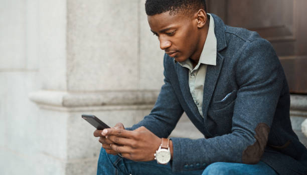 istock The smartest thing you can do is stay connected 1262964475