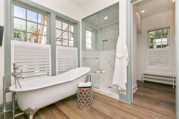istock Free standing bathtub with ornate legs 1263031454