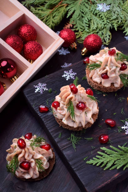 istock Canape shaped as a Christmas tree with pate 1263125065