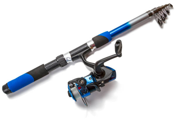 foldable spinning rod with reel - pescaria com iscas artificiais imagens e fotografias de stock