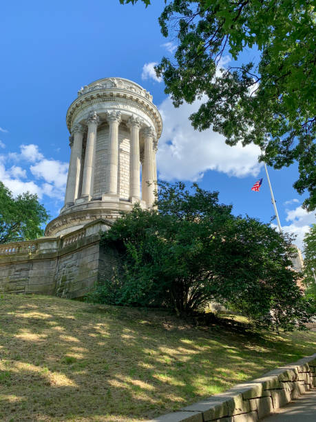 istock The Soldiers' and Sailors' Monument 1263178456