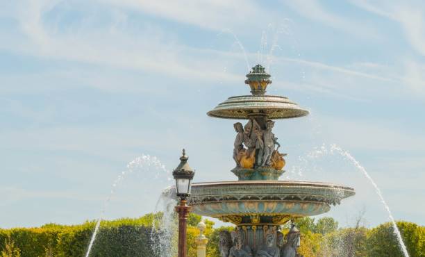 istock Famous Fountain of Paris Paris 1263228736