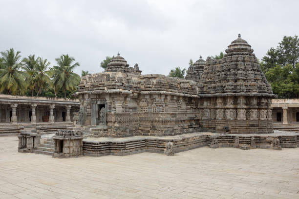 świątynia kamienna w stylu keshava hoysala w somanathapura w karnataka/indie. - shiv bangalore shiva god zdjęcia i obrazy z banku zdjęć
