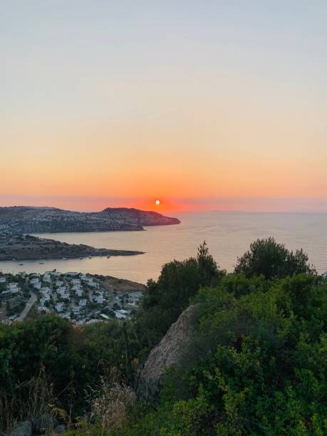 atardecer, paisaje, sol, bodrum, góndoan, turquía - 4679 fotografías e imágenes de stock