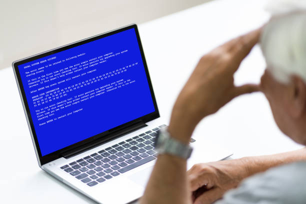 istock Senior With BSPD Death Screen On On 1263484050