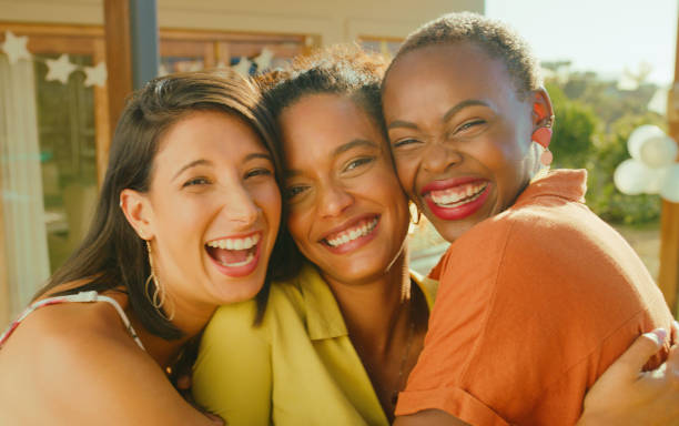 istock Great friends give you reason to smile 1263492102