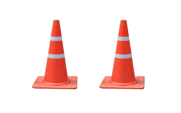 isolated​ traffic cone​ with​ white​ background. isolated​ traffic cone​ with​ white​ background. traffic cone photos stock pictures, royalty-free photos & images
