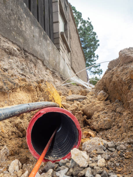 istock Building of lines fiber optic cables construction 1263529025