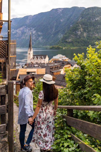 istock The couple of Hallstatt 1263553502