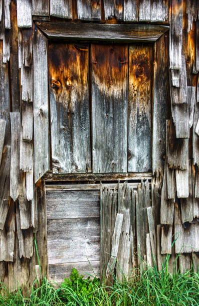 istock old wooden door 1263579483