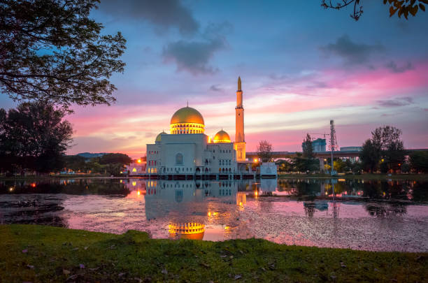 istock Masjid As-Salam sunrise 1263625962