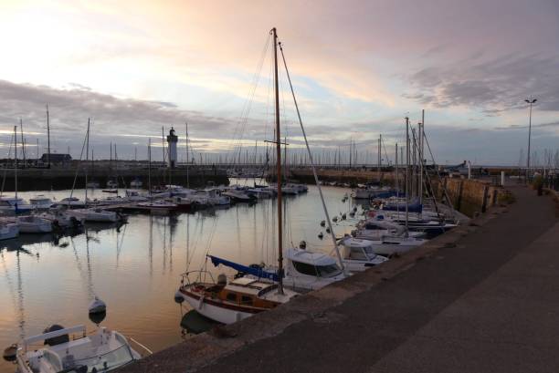 istock Crepuscular colors in Brittany 1263680672