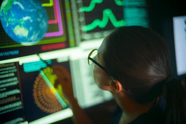 pantalla global de mujeres de investigación - controlled environment fotografías e imágenes de stock