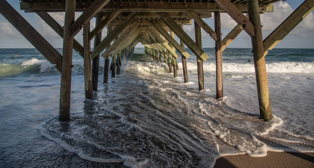 crystal pier at wrightsville beach before hurrican isaias - hurrican imagens e fotografias de stock