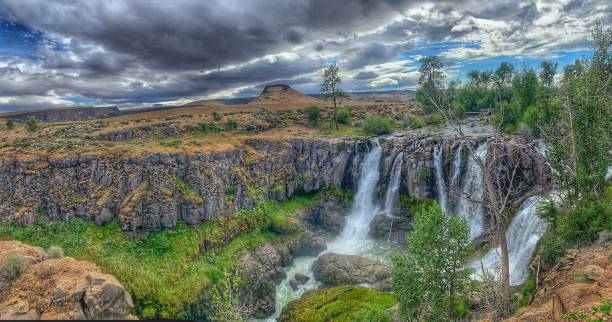 istock White river falls state park, Maupin, Oregon 1263782531